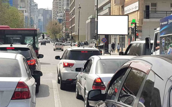 Ak.H.Əliyev küç. - S.Vurğun küç.